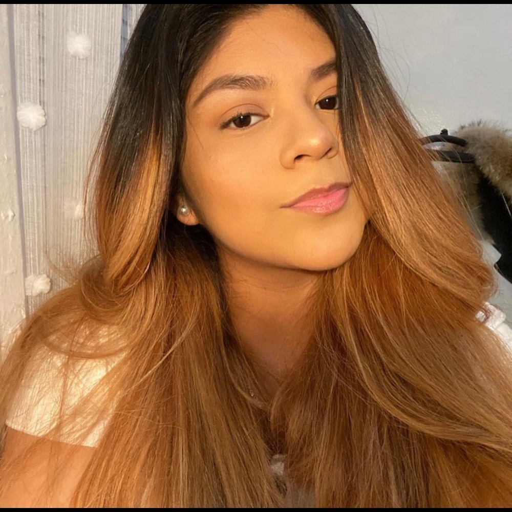 Meet your Posher, Elizabeth R <3